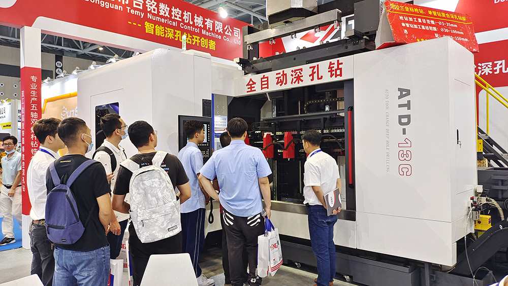 չ��(hu��)�F(xi��n)��(ch��ng)