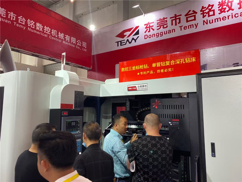 չ��(hu��)�F(xi��n)��(ch��ng)